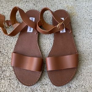 Steve Madden Donddi Sandal | Women's Size 5